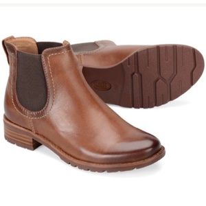 Born Brown Chelsea Bootie